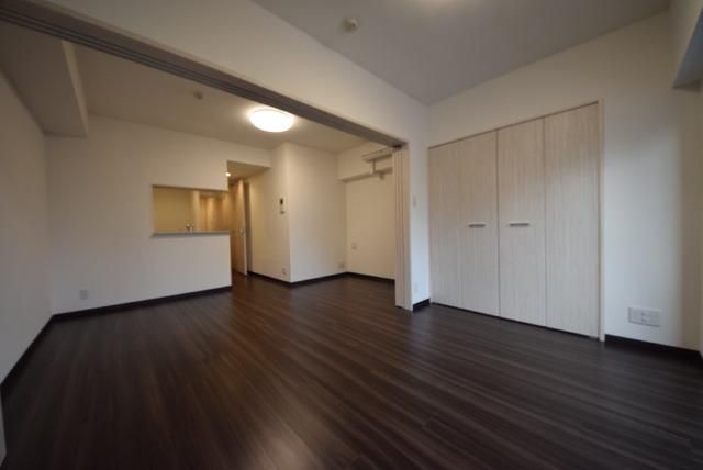 その他部屋・スペース　収納付洋室