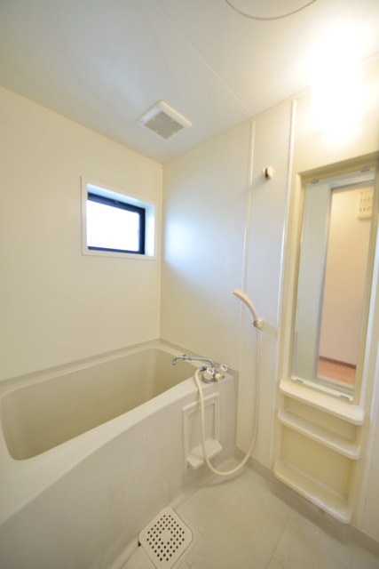 バス・シャワールーム　～一日の疲れを癒しましょうっ～