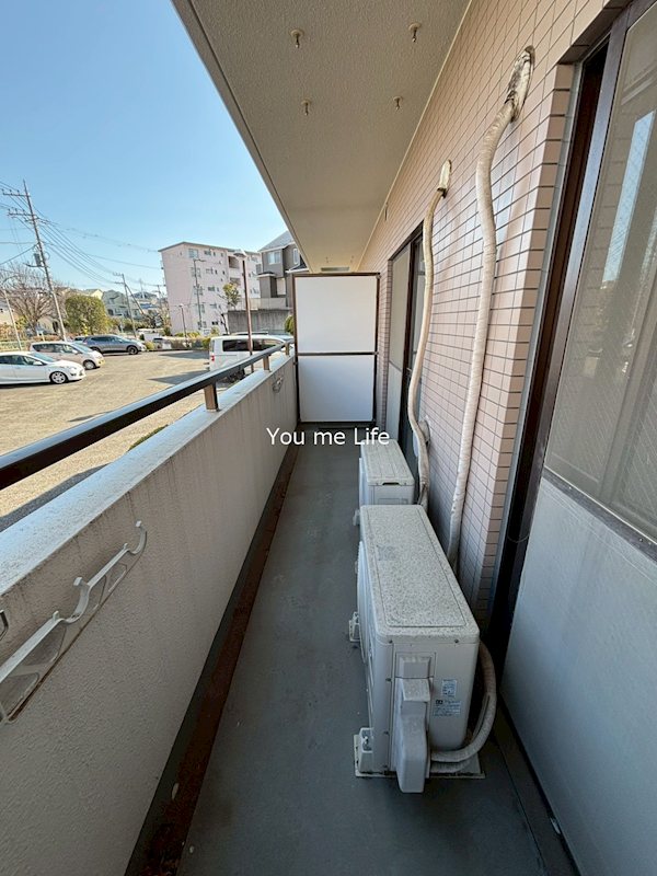 玄関　※写真は、前入居前に撮影したものです。