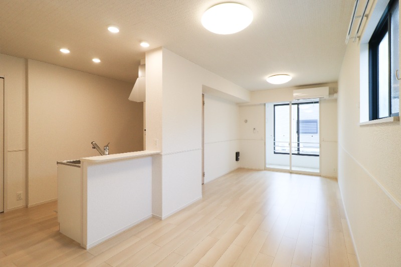 居室・リビング　図面と現状に相違がある場合には現状を優先