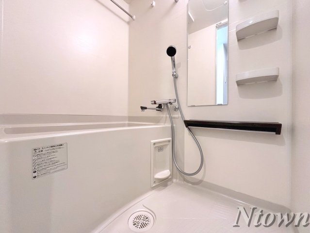 バス・シャワールーム　ゆったり過ごせるお風呂です