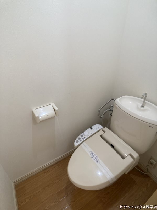 トイレ　※入居中につきイメージ。現況優先