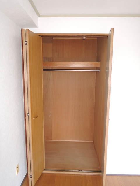 収納　奥行きのある収納です。