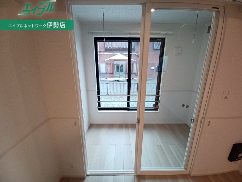 バルコニー　同型参考写真