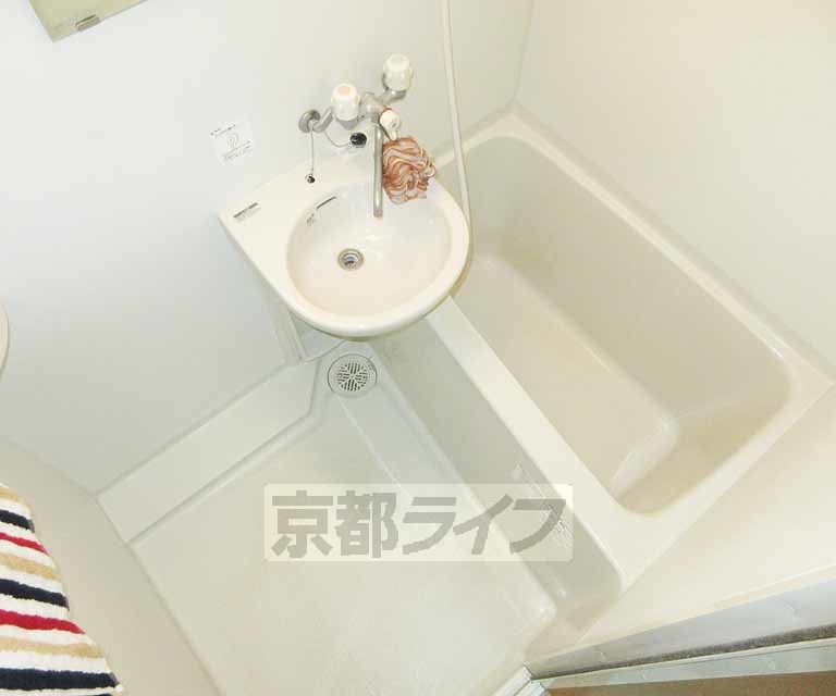 バス・シャワールーム　ゆったりバスになります。