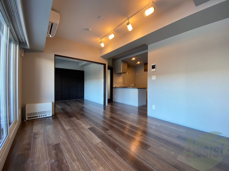 居室・リビング　広くてきれいなリビングです！快適に過ごせそうですね。