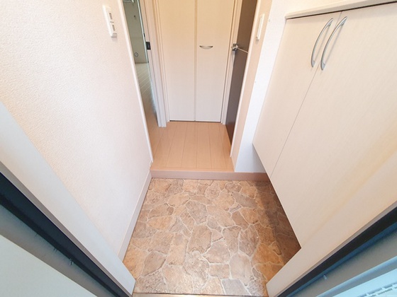 玄関　※別部屋の写真です