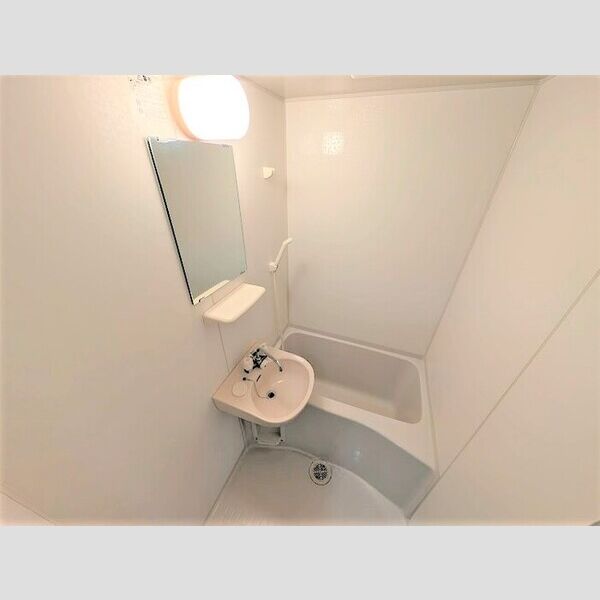 バス・シャワールーム　浴室