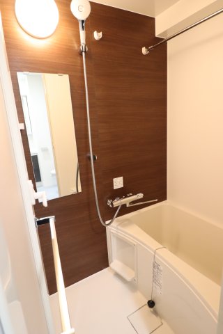 バス・シャワールーム　お風呂です