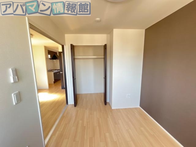 収納　洋室（イメージ）