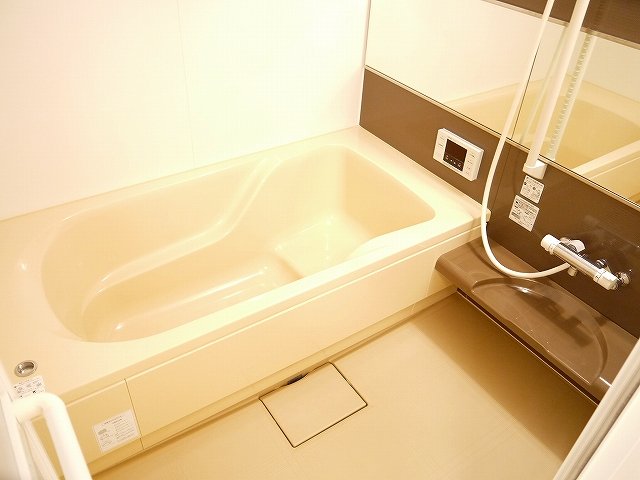 バス・シャワールーム　日々の暮らしに欠かせないお風呂です