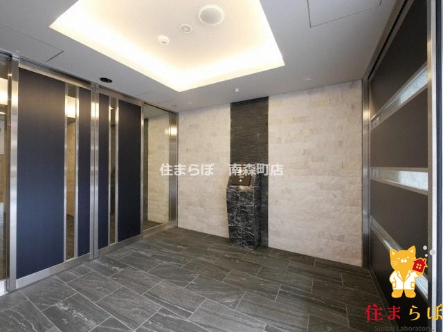 エントランス　共用部の印象も大切に