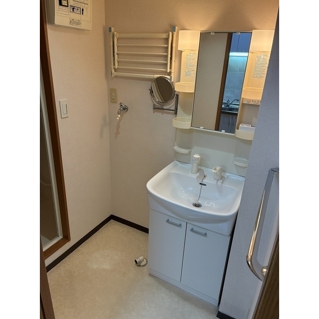 洗面設備　別部屋のお写真です。