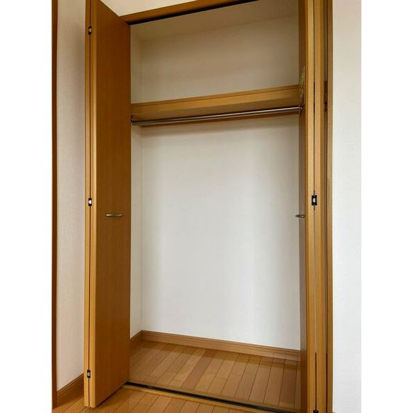 収納　収納量抜群のクローゼットです♪