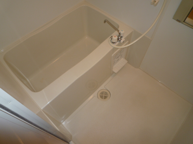 バス・シャワールーム　給湯式バスルーム