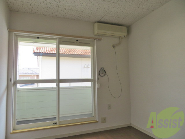 その他設備　ちゃんとエアコンもついているので、安心してくださいね。