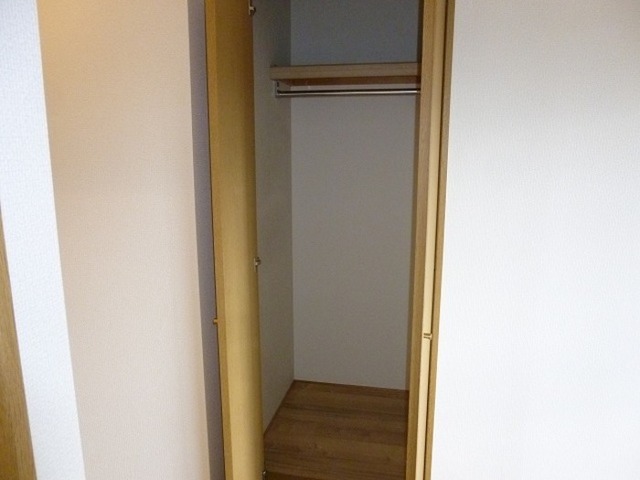 収納　クローゼット(2)