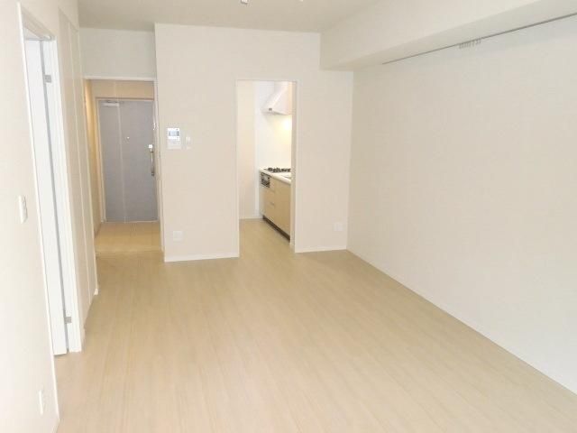 居室・リビング　★独立キッチンで広いリビング★