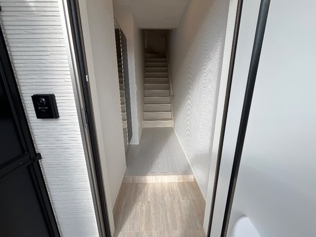 玄関　写真はイメージです。