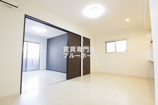 その他　別角度からのリビングです！