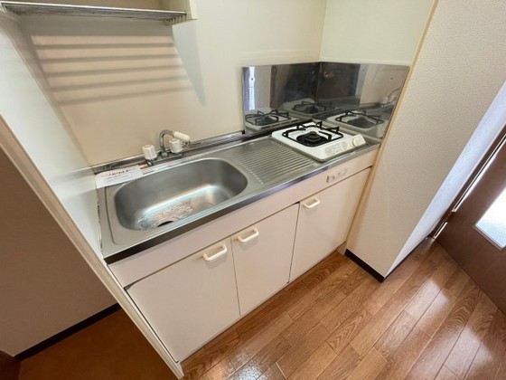 キッチン　※別号室の写真です