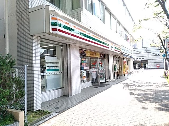 コンビニ　セブンイレブン 成田駅西口店（コンビニ）まで1395m