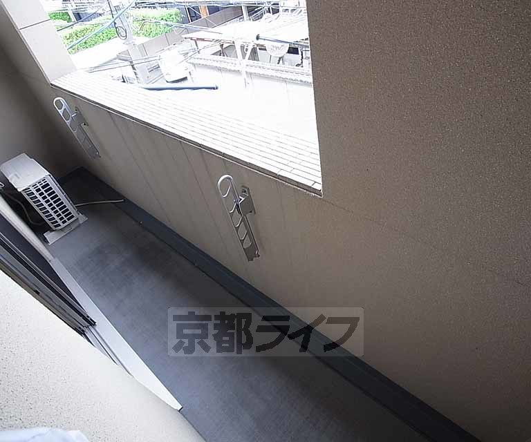 バルコニー　十分なスペースです。