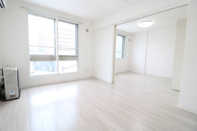 居室・リビング　明るいリビング♪