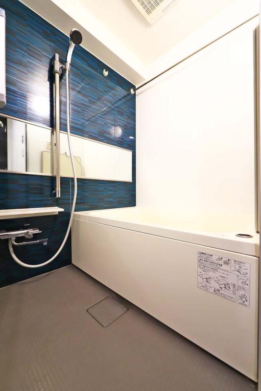 バス・シャワールーム　バス