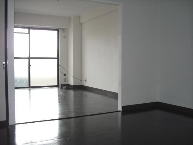 その他部屋・スペース　リビングも広々と使えますね。