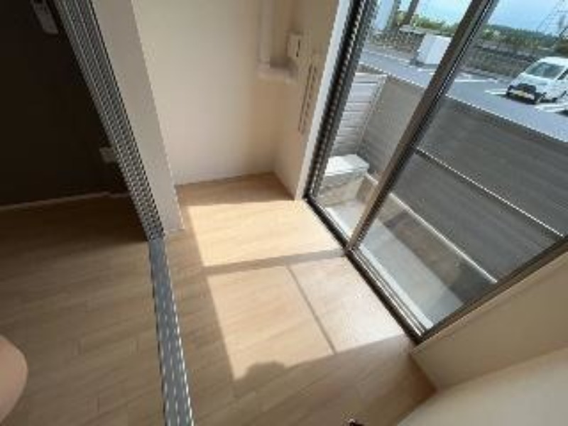 バルコニー　図面と現状に相違がある場合には現状を優先