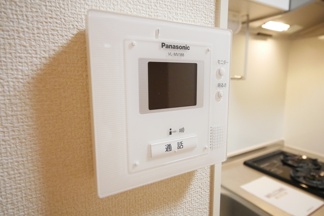 セキュリティ　★モニタ付きインターホンでセキュリティ面も安心ですね★