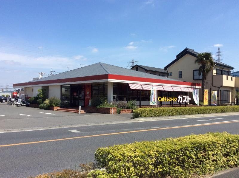 飲食店　ガスト杉戸店（飲食店）まで60m