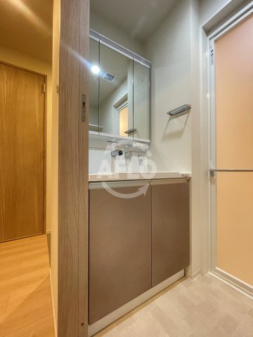 洗面設備　スプランディッドX　独立洗面台