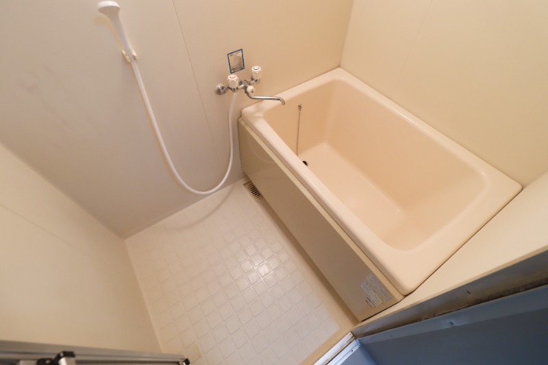 バス・シャワールーム　図面と現状に相違がある場合には現状を優先