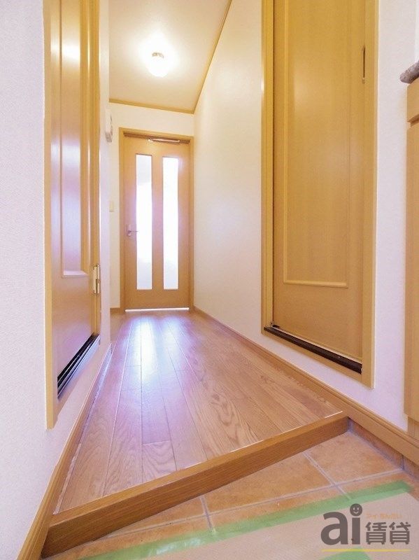 玄関　※同仕様写真です