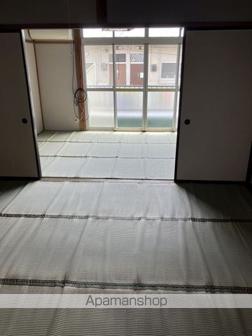 コーポ道の居間写真