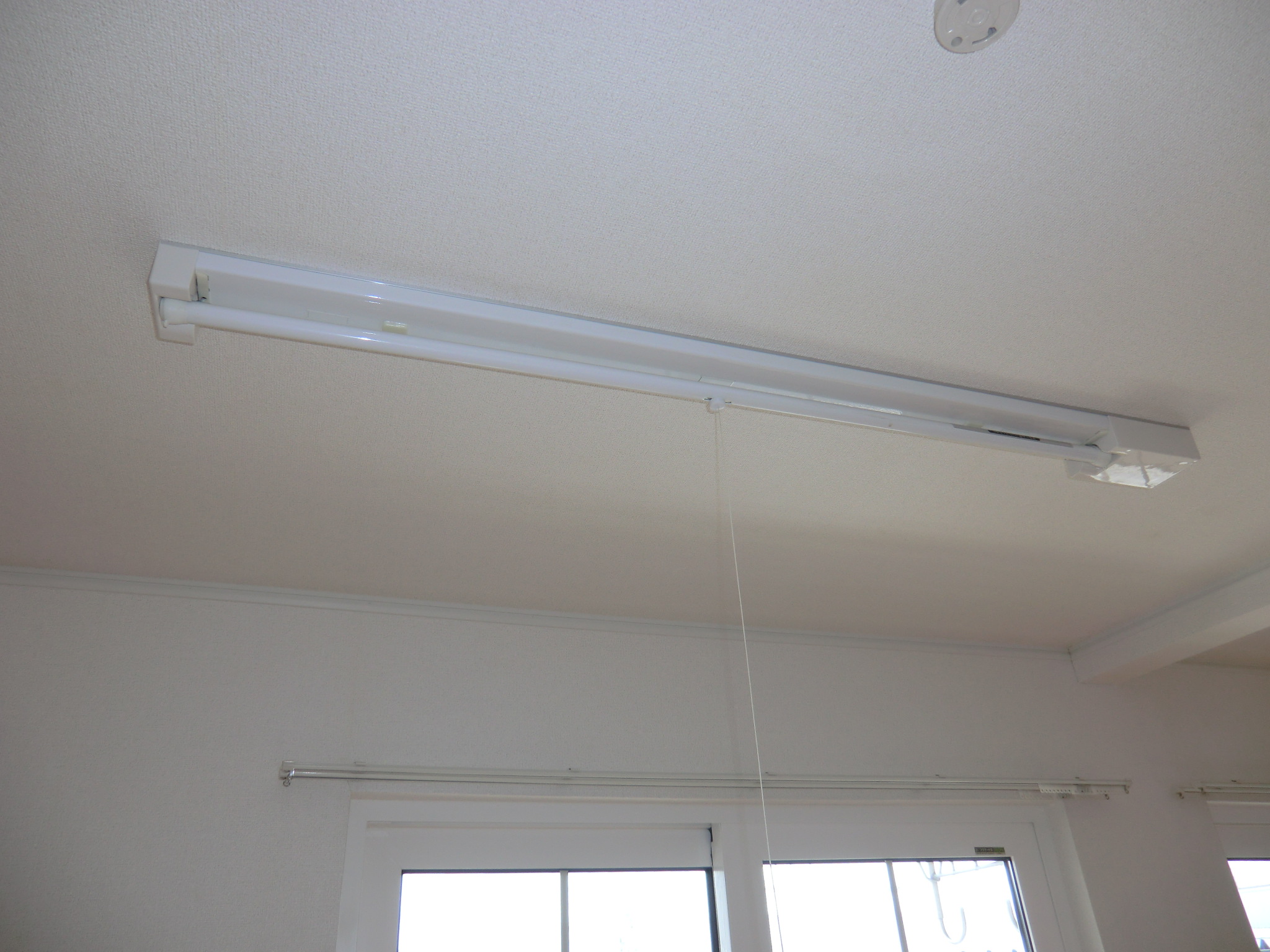 その他設備　室内物干し