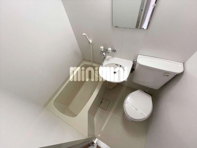 バス・シャワールーム　※同物件別号室の参考写真です。