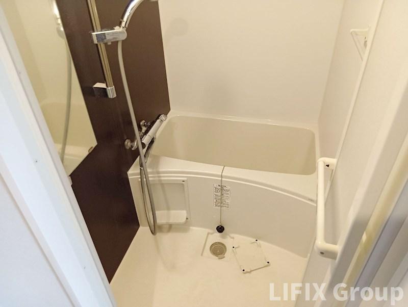 バス・シャワールーム　風呂