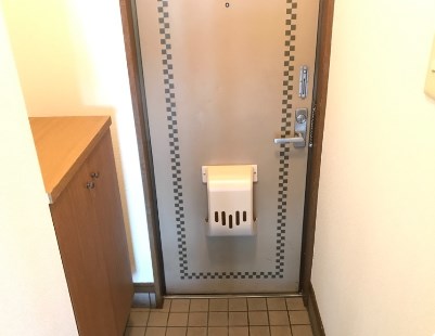 玄関　福岡の賃貸ならトーマスリビング原田店へ