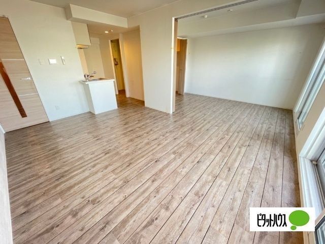 居室・リビング　※他号室