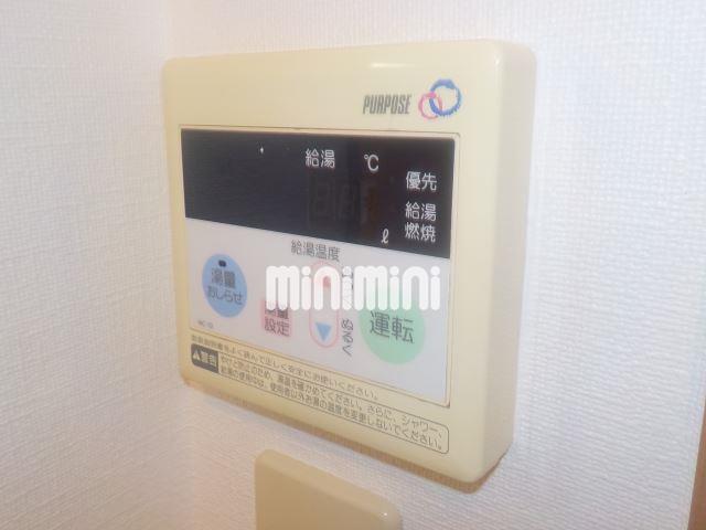 その他設備　給湯器です。