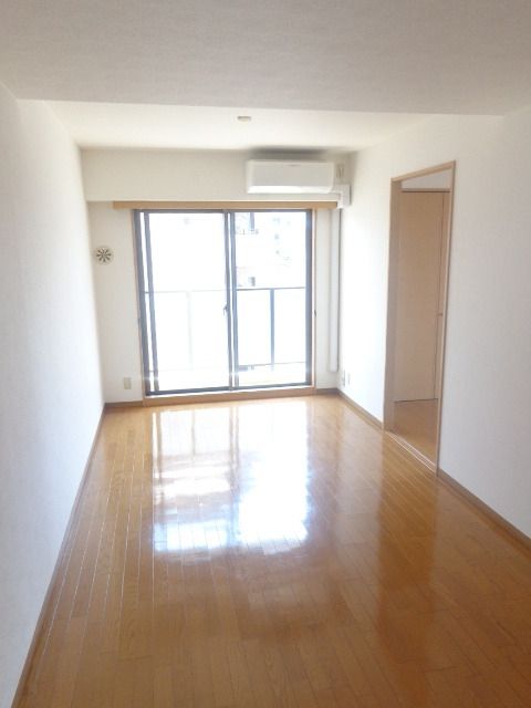 居室・リビング　別部屋イメージです