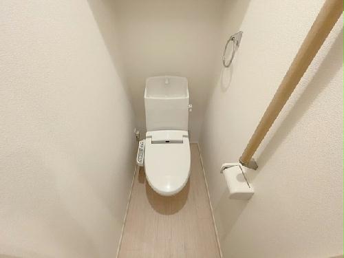 トイレ　温水便座付き♪