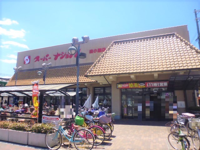 コンビニ　セブンイレブン（コンビニ）まで431m