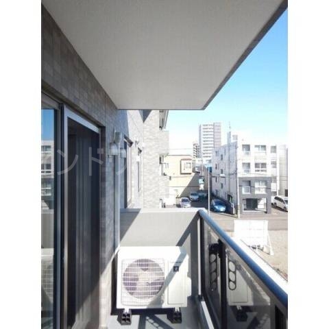 バルコニー　詳細は、ウィンドワード中の島店までご相談下さい。