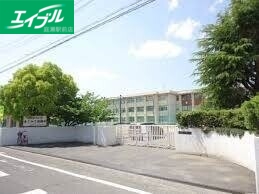 中学校　岡山市立吉備中学校（中学校）まで753m