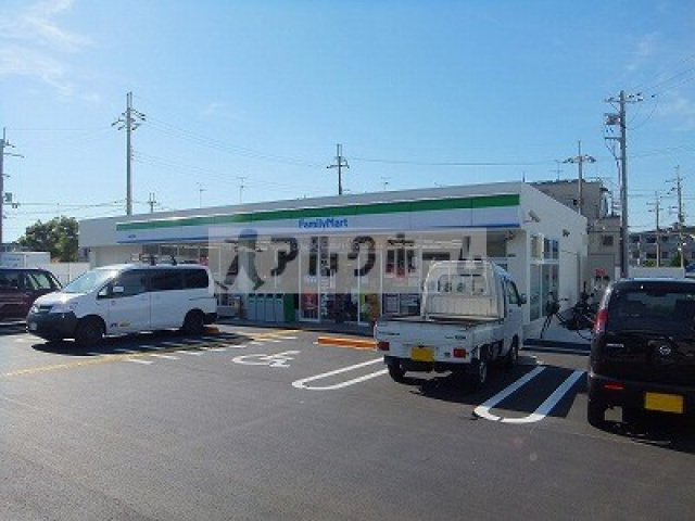 コンビニ　ファミリーマート柏原平野店（コンビニ）まで531m