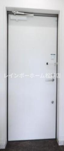 玄関　落ち着いた玄関です